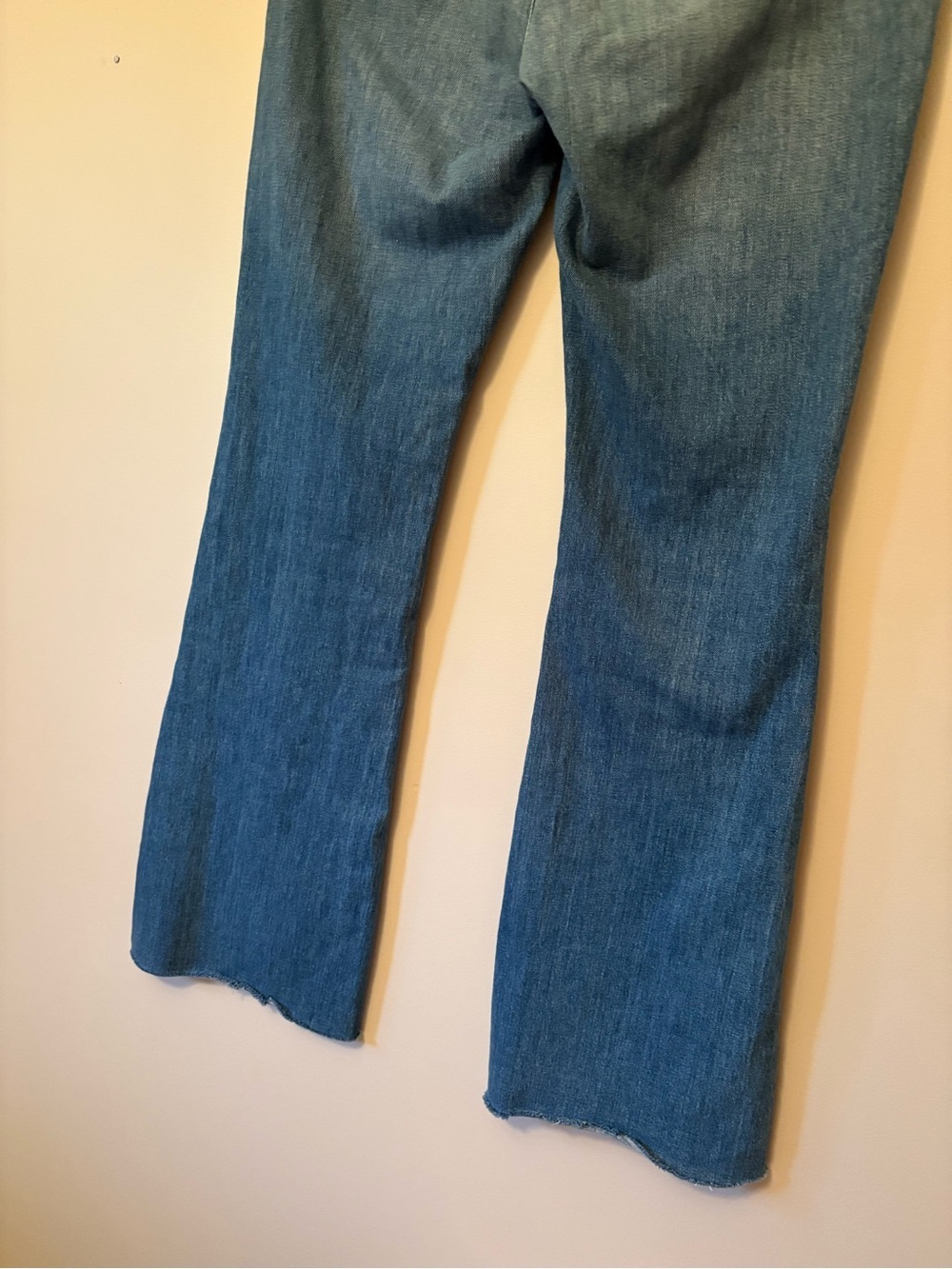 AG Jeans Farrah Boot 18 Years Bisou Mid High Rise Light Wash 30x32 - Picture 7 of 11
